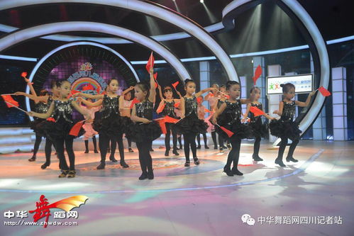 星光啟航藝術(shù)培訓(xùn)學(xué)校選送的節(jié)目 舞之韻 陌上花開(kāi) 參加四川廣播電視臺(tái)超級(jí)新秀場(chǎng)節(jié)目的錄制